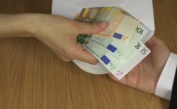Russia Mulls Using Euro in Trade with EU
