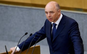Siluanov Says Russia Has Taken Measures to Reduce Damage from Falling Oil Prices