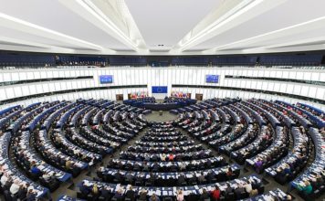 EU Warns of New Sanctions on Russia over Ukraine Shipping Blockade