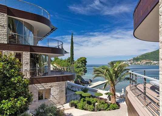 Russians Show More Interest in Buying Real Estate Abroad: Study
