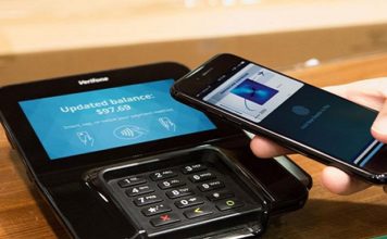 Poll Shows Nearly 90% of Russians Still Prefer Cash to Cards