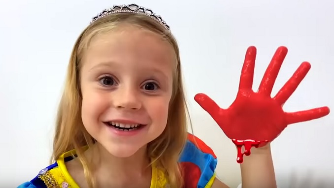 Five Year Old Russian Girl Earns 18mn Becomes World’s Third Richest Youtuber Russia Business