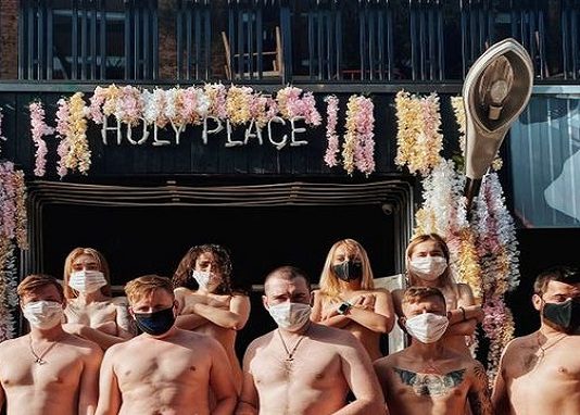 Russian Chefs in Naked Lockdown Protest